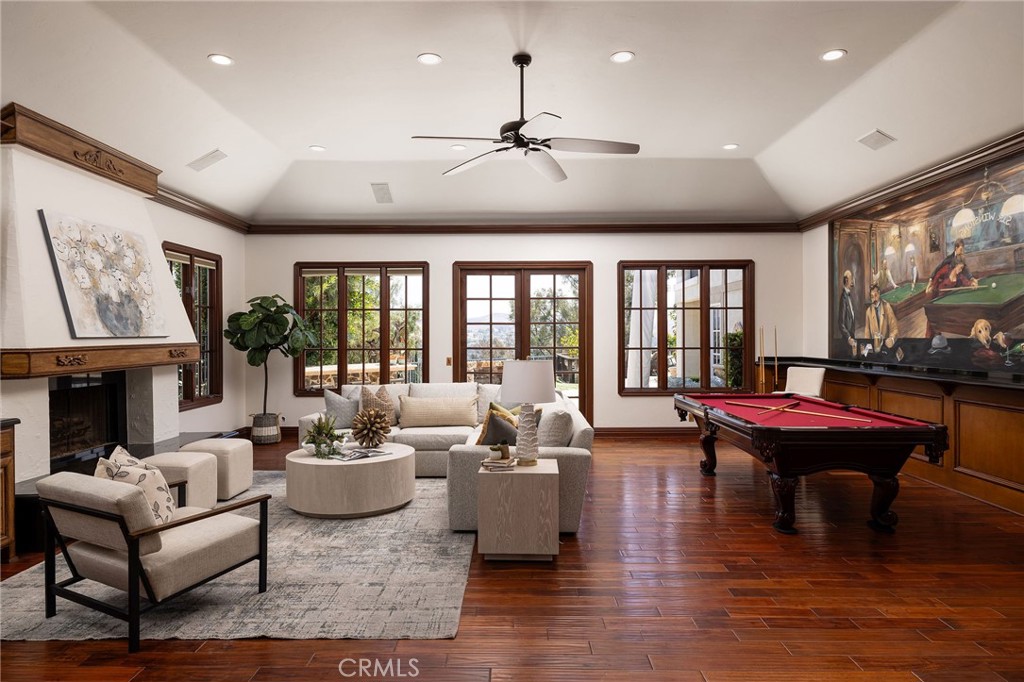 Hunt Club (HC) - Residential