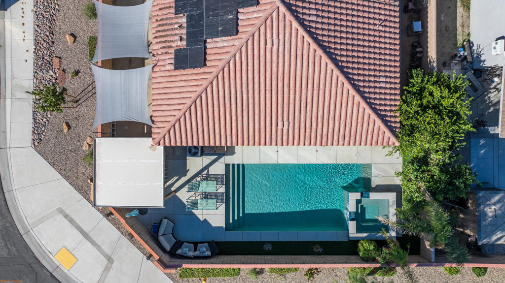 53828 E Sienna Circle