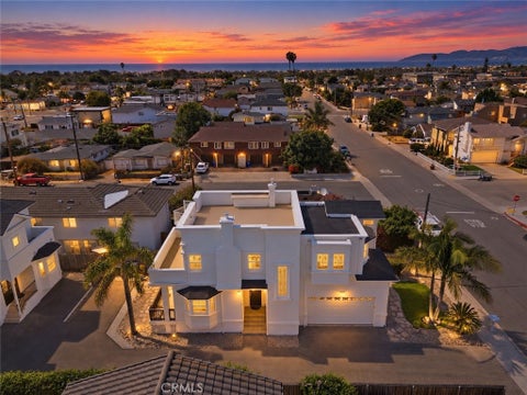 Photo of 722 Seabright AVE, Grover Beach, CA 93433 (MLS # FR26210271)