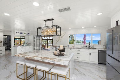 123 Monte Vista 12 San Clemente CA 92672