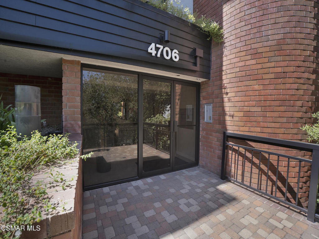 4706 Park Encino Lane 324