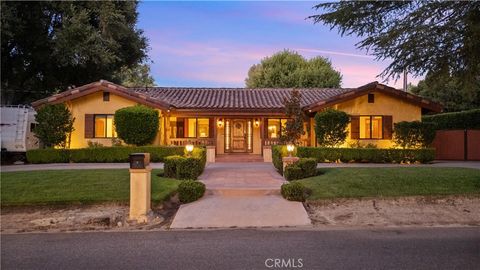 24604 Apple Street Newhall CA 91321