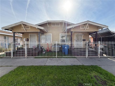 352 E 84th Los Angeles CA 90003