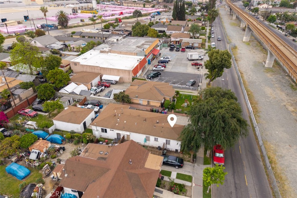 1616 N Willowbrook