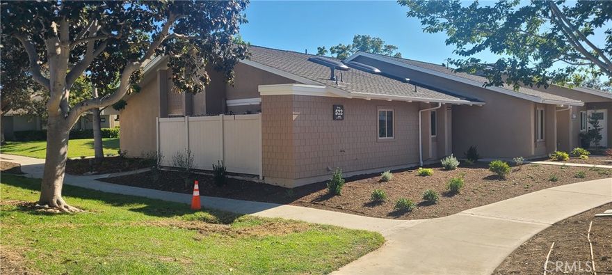 Great location, totally done, turnkey. Come and see it.