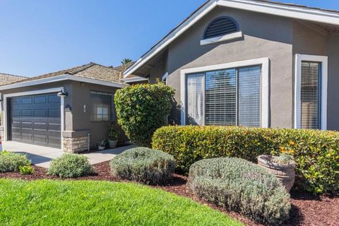 Photo of 746 Nacional Court, Salinas, CA 93901 (MLS # ML82039957)