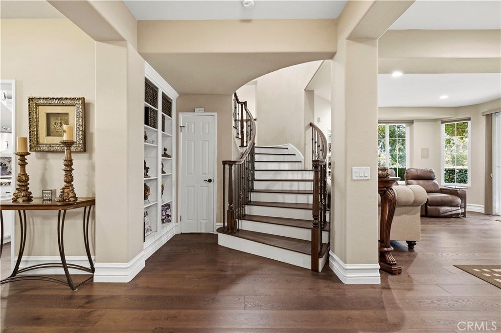 26801 Van Gogh Lane