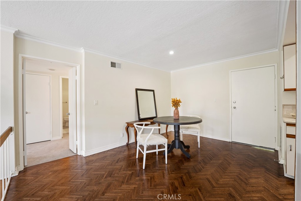 Meadow Ridge Condos (819) - Residential