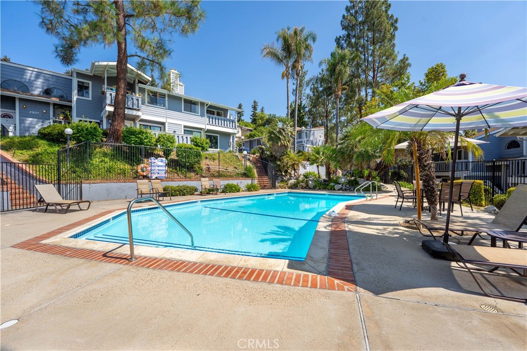 Meadow Ridge Condos (819) - Residential