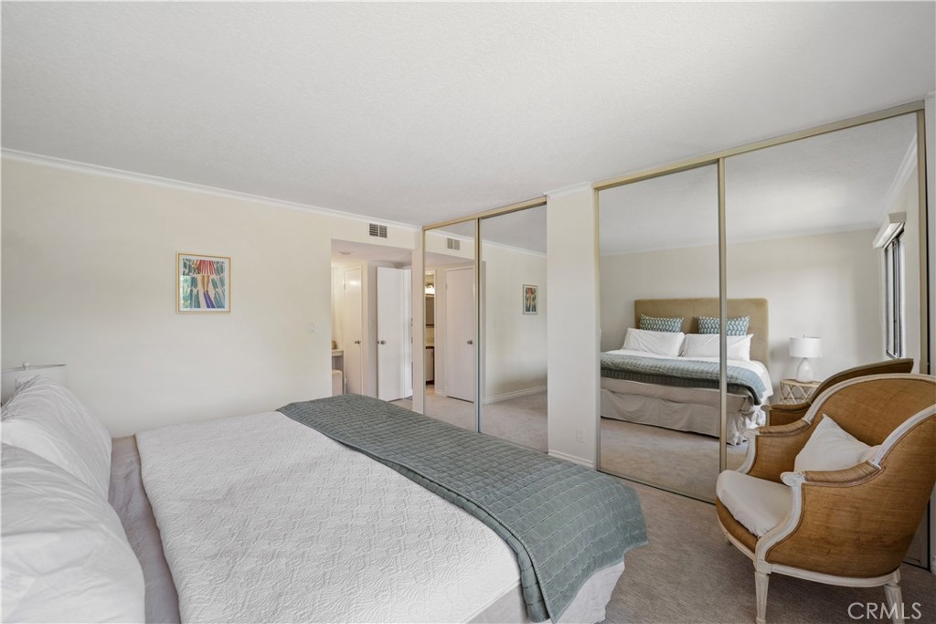 Meadow Ridge Condos (819) - Residential