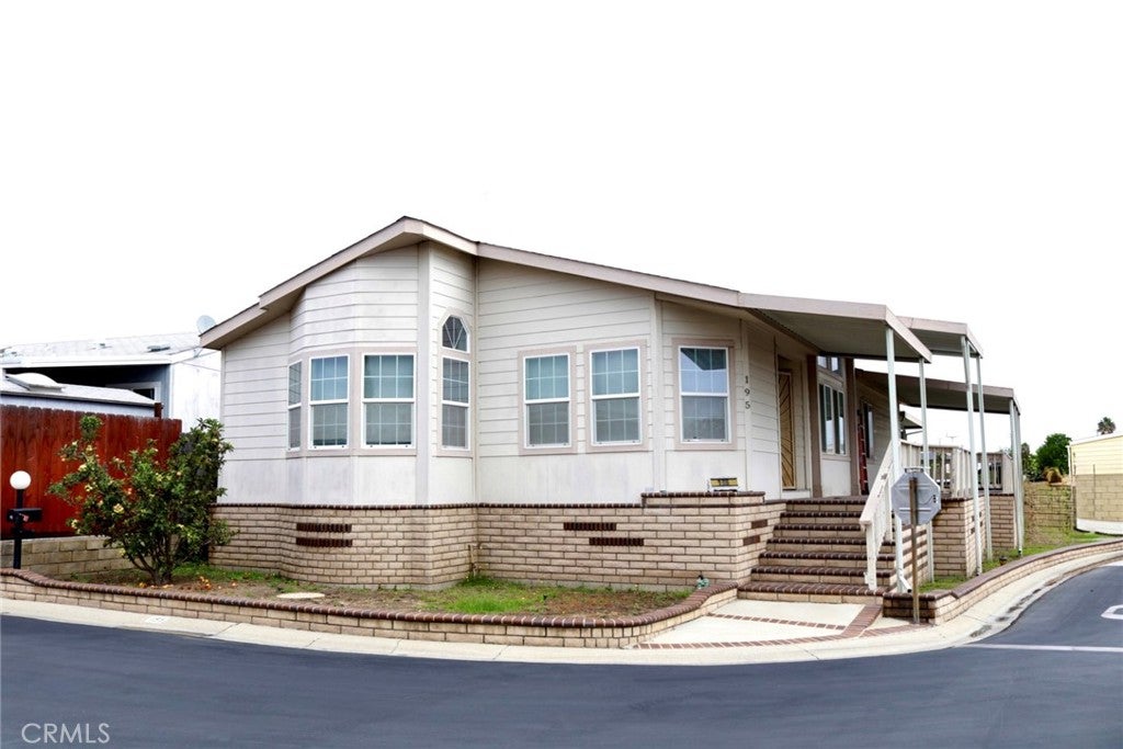 1065 Lomita Boulevard 195