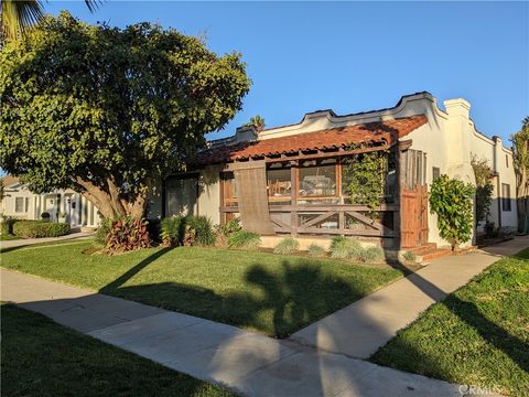 Photo of 919 South Ross St, Santa Ana, CA 92701 (MLS # OC26046967)