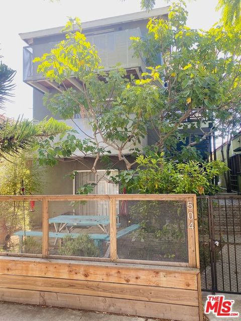 Photo of 504 Altair Place #B, Venice, CA 90291 (MLS # 25601677)