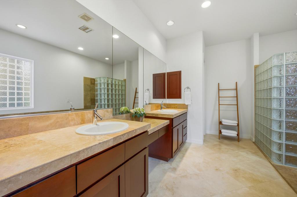 Mountain View CC - Residential