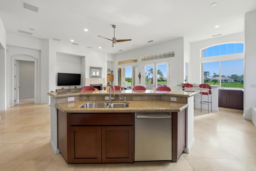 Mountain View CC - Residential