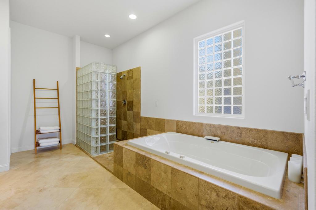 Mountain View CC - Residential