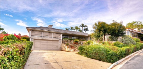 Photo of 904 EMERALD BAY, Laguna Beach, CA 92651 (MLS # LG26227091)