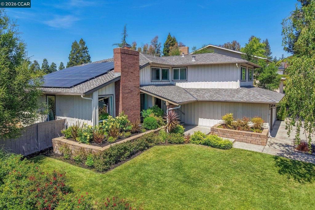 Photo of 608 Serramonte Ct, Danville, CA 94526 (MLS # 41131468)