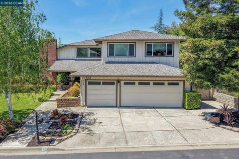 Photo of 608 Serramonte Ct, Danville, CA 94526 (MLS # 41131468)