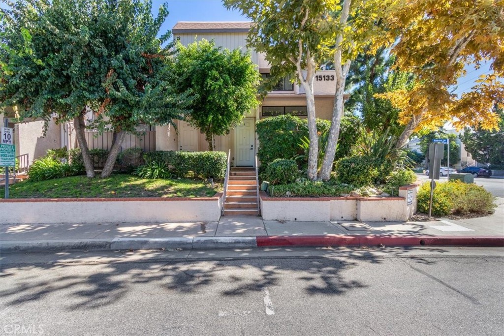 15133 Magnolia E