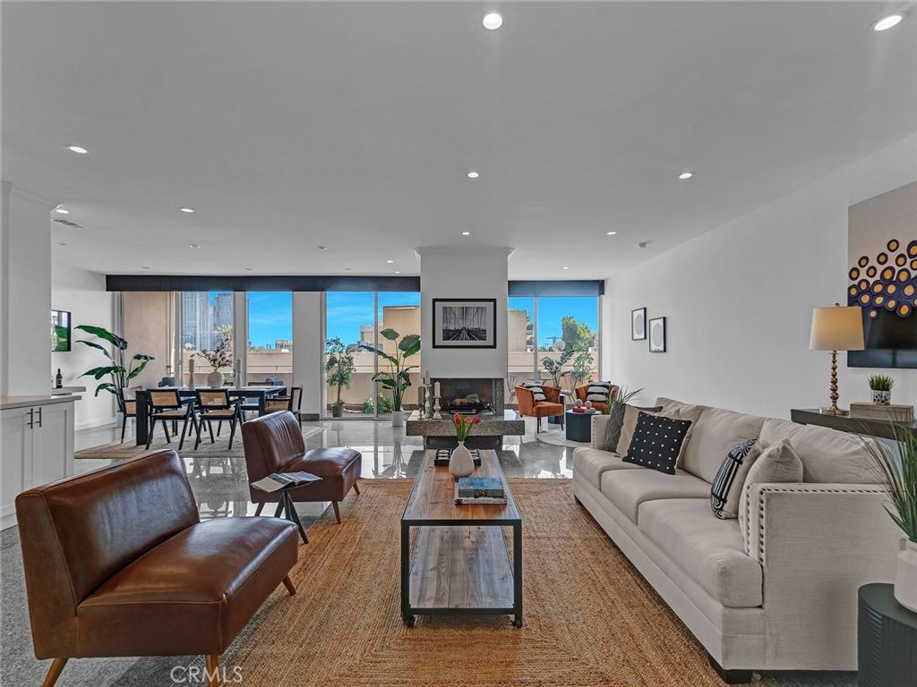 Photo of 1333 S Beverly Glen Boulevard #402, Los Angeles, CA 90024 (MLS # SR25084195)