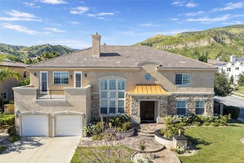 Photo of 18549 Clydesdale Rd, Granada Hills, CA 91344 (MLS # AR26068280)