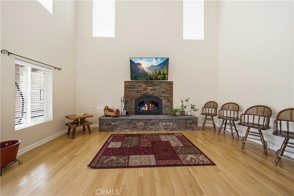 13675 Davenport