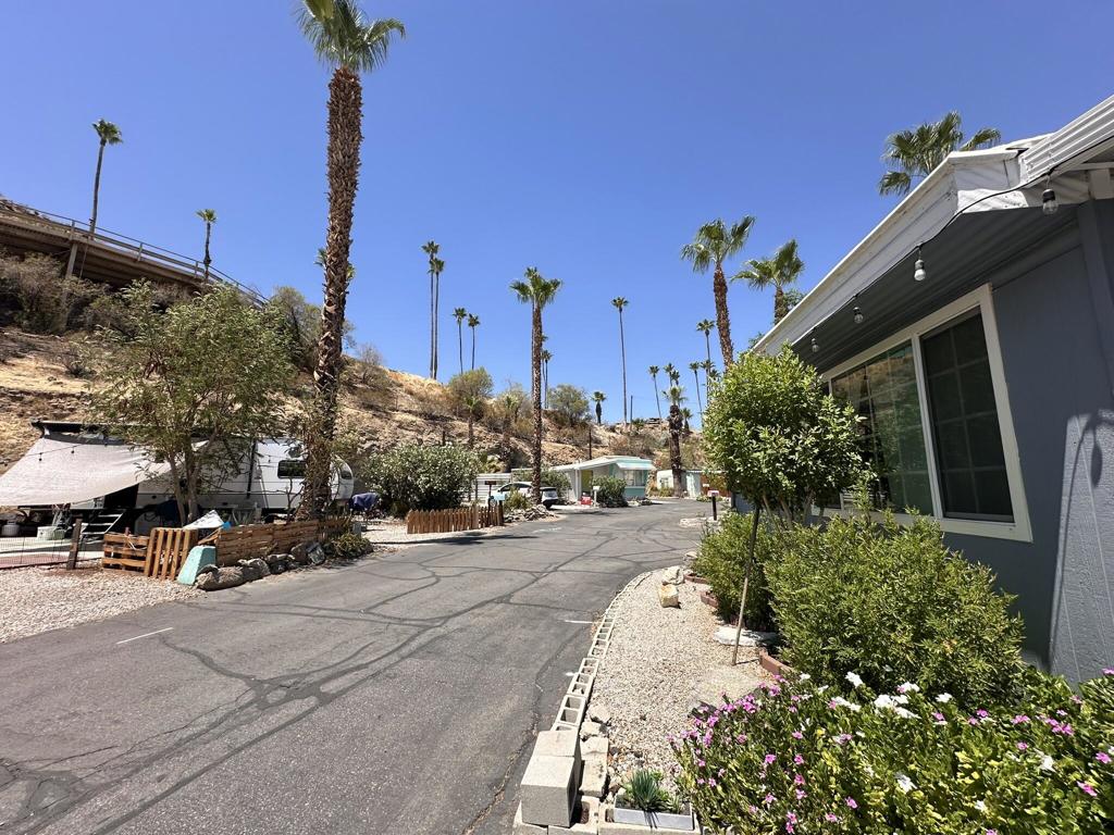 Horizon Mh Village - Manufactured In Park