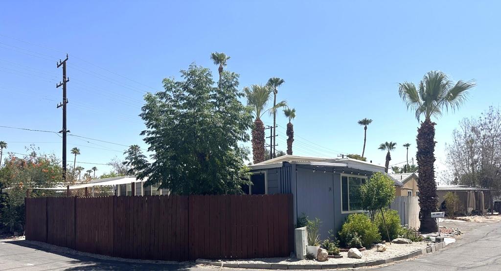 Horizon Mh Village - Manufactured In Park