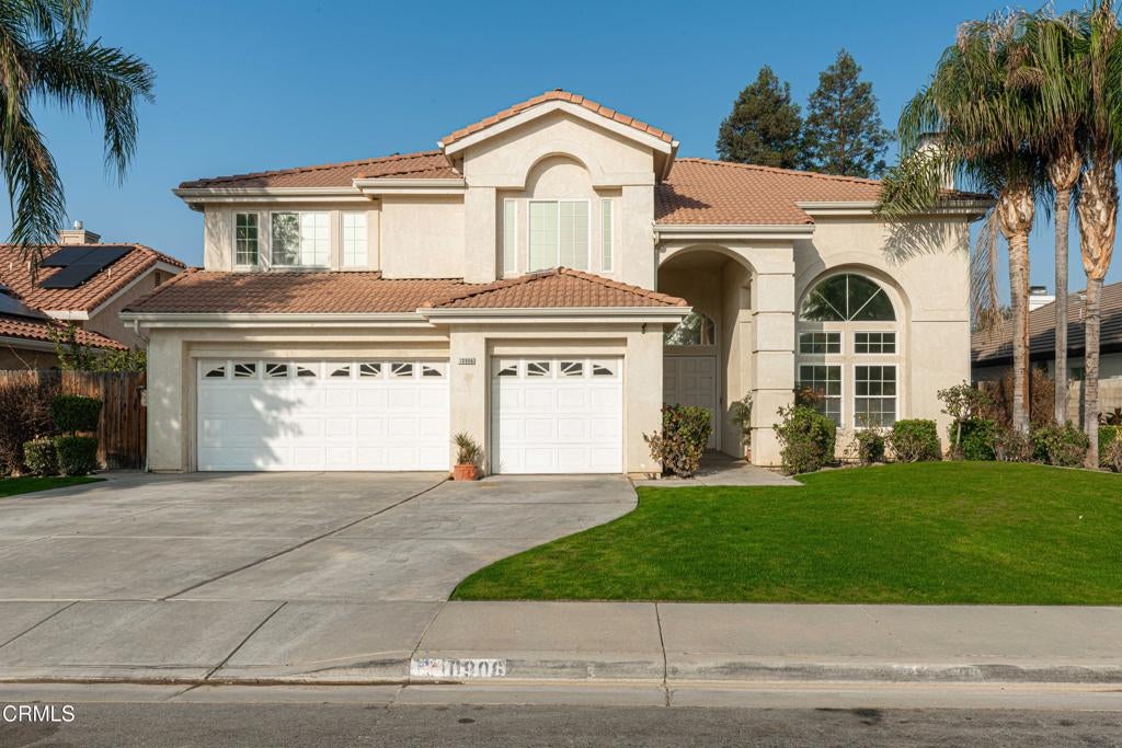 10906 Rosslyn Lane
