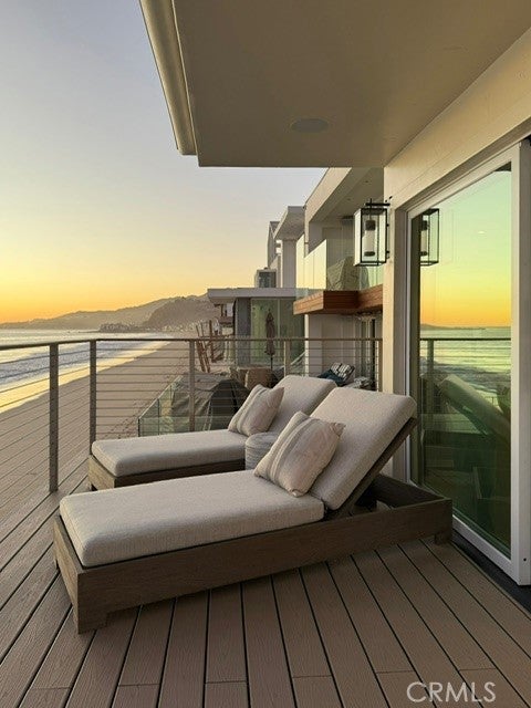 21332 Pacific Coast Highway