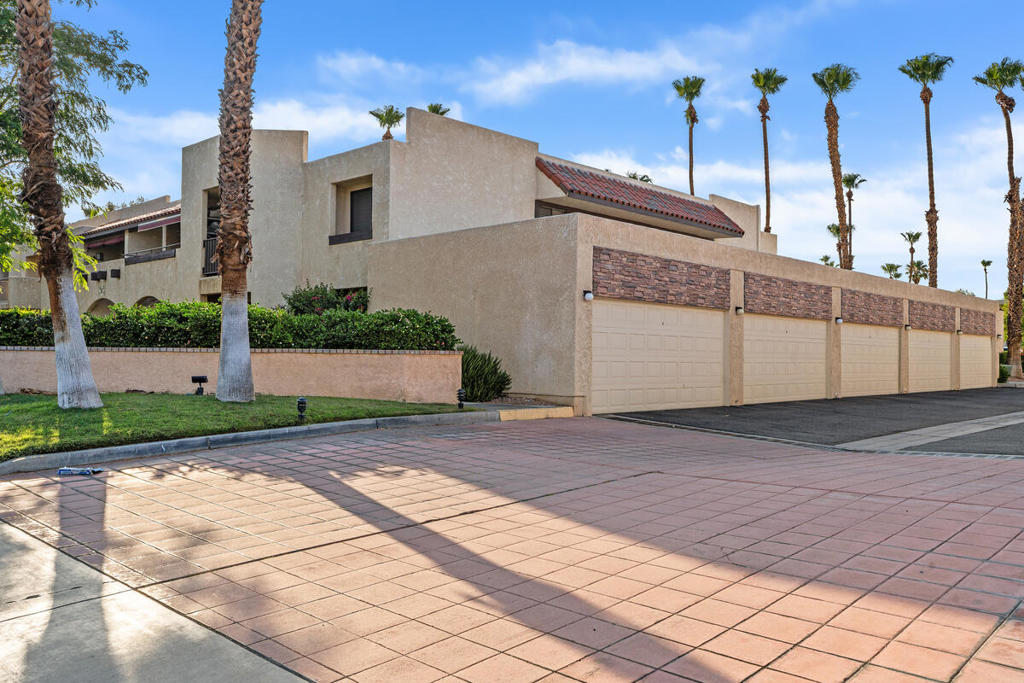 Camino Del Sol - Residential