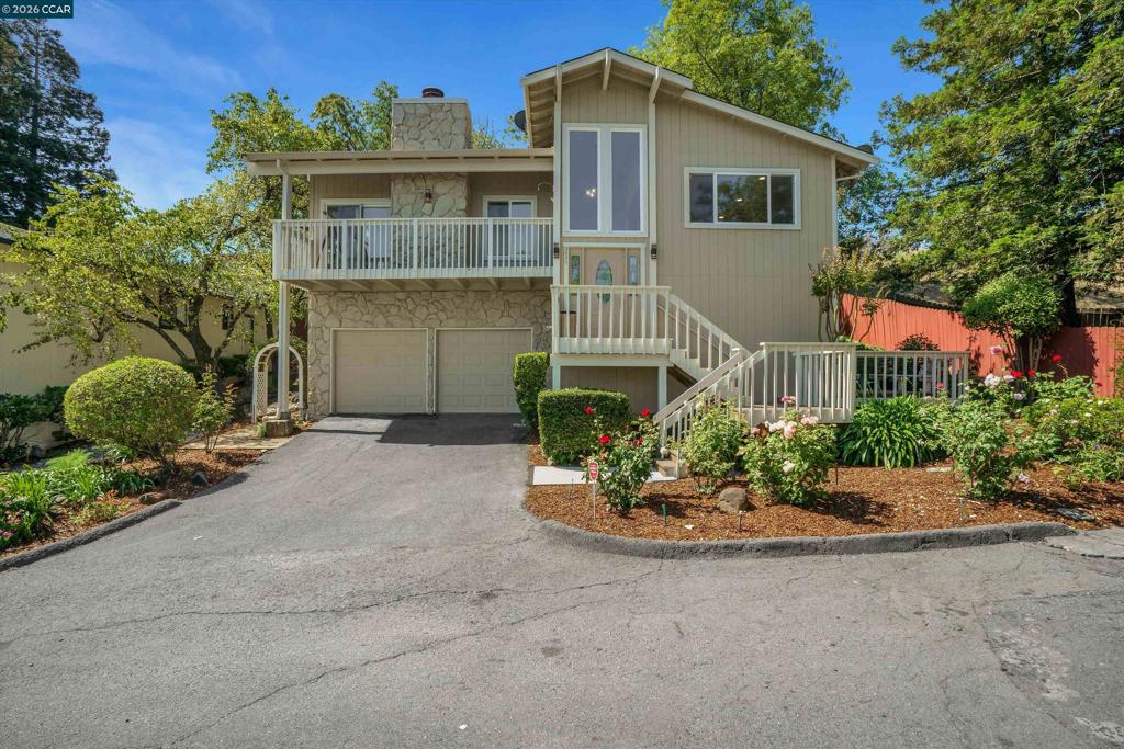 2271 Yale St ST, Martinez CA 94553