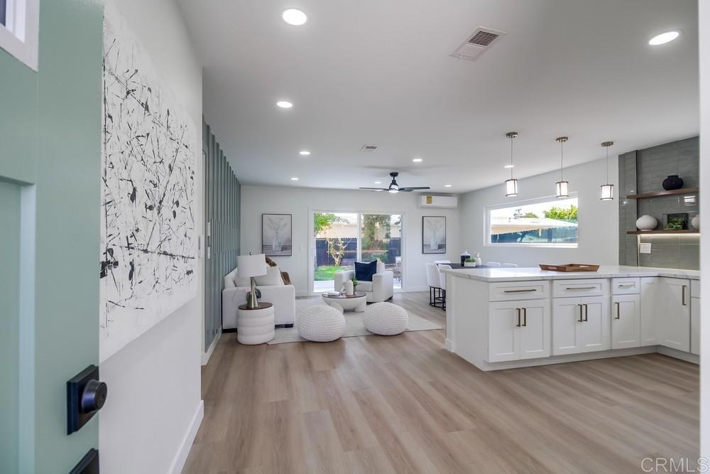 Properties 3 2891 Morningside St