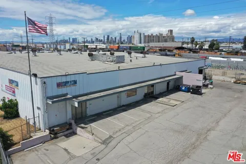 MLS: 26830539
