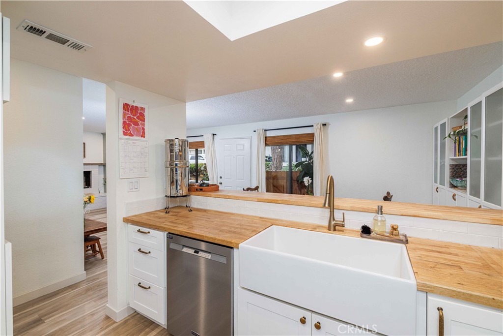 25594 Mont Pointe 4A