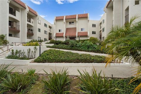6330 Genesee 203 San Diego CA 92122