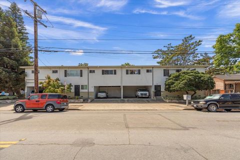 Photo of 121 N 8th Street, San Jose, CA 95112 (MLS # ML82045867)