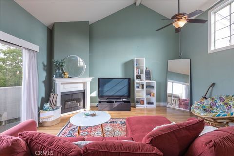 Photo of 1100 Euclid Avenue #304, Long Beach, CA 90804 (MLS # PW26054755)