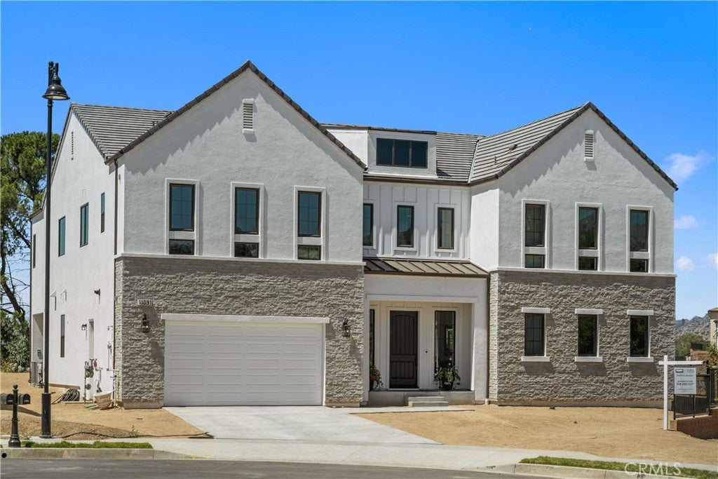 11091 Woodcrest Court