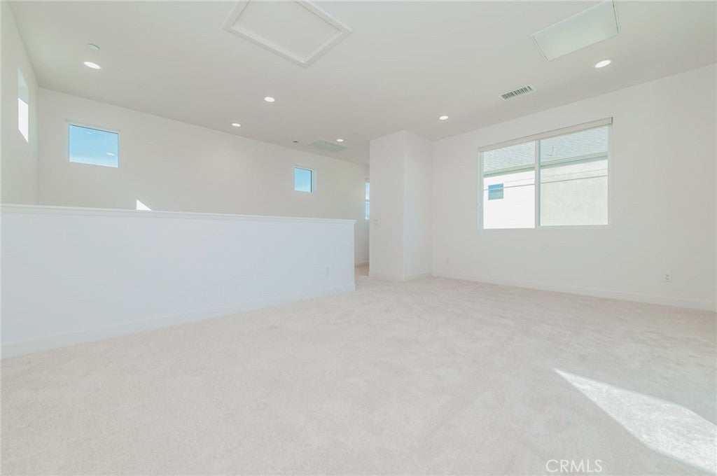 185 Yugen, Irvine CA 92618 - Photo 33