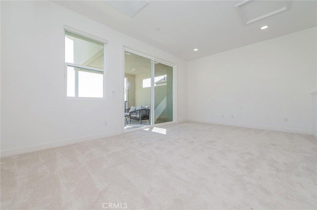 185 Yugen, Irvine CA 92618 - Photo 31