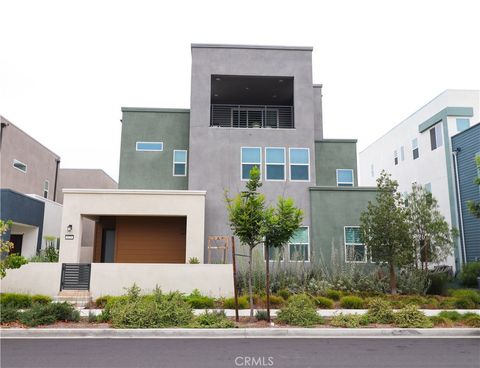 173 Biome Irvine CA 92618