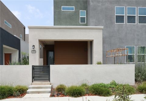 173 Biome Irvine CA 92618