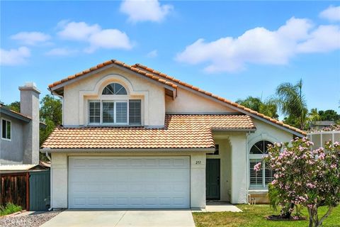 Photo of 251 Royal Glen Drive, Fallbrook, CA 92028 (MLS # ND25164466)