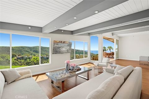 2085 Temple Hills Drive Laguna Beach CA 92651