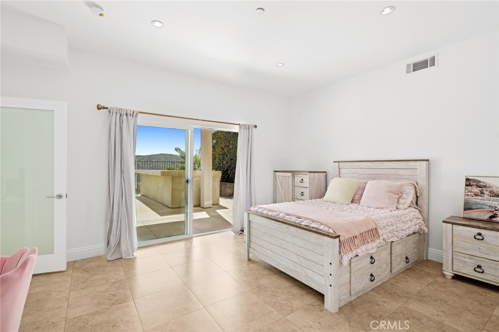 Temple Hills (TH) - Residential
