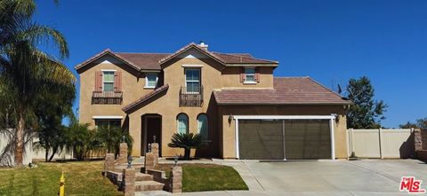 Photo of 27480 Aromatic Court, Moreno Valley, CA 92555 (MLS # 25606025)