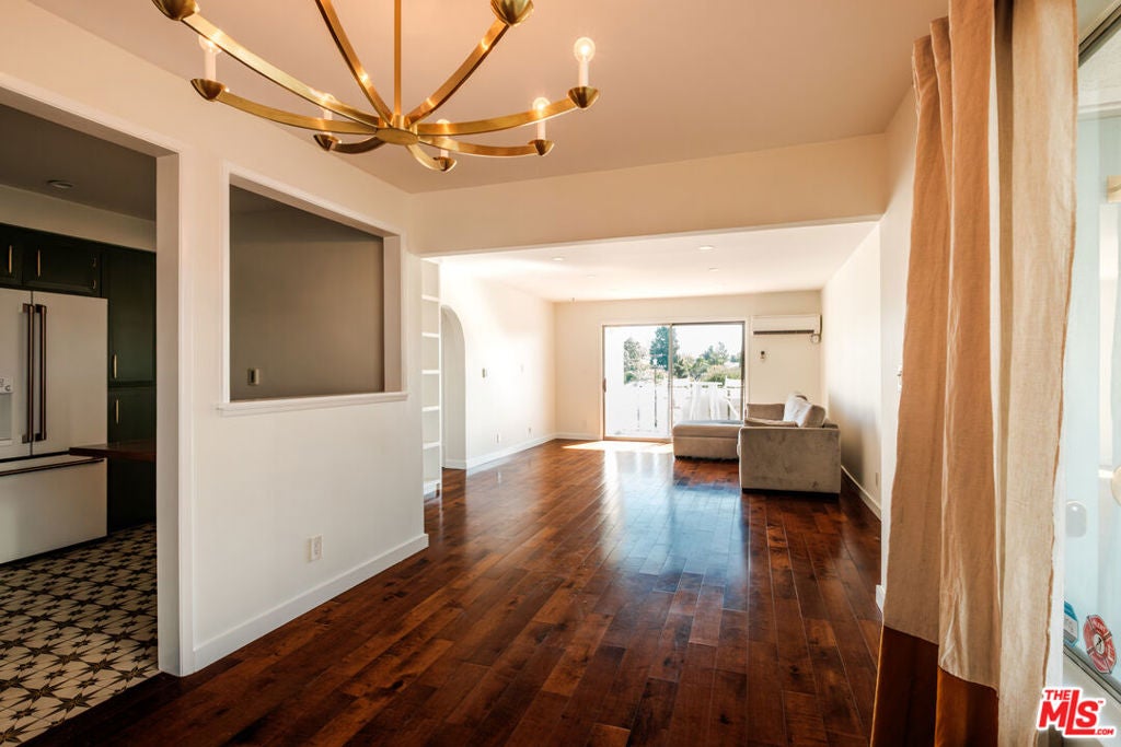 4343 Finley Avenue 25