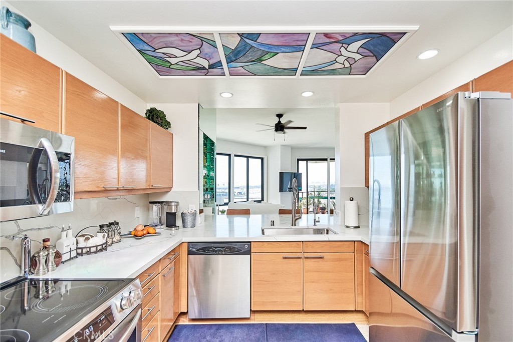 1310 E Ocean Boulevard 1005